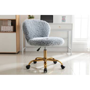 White fuzzy spinny discount chair